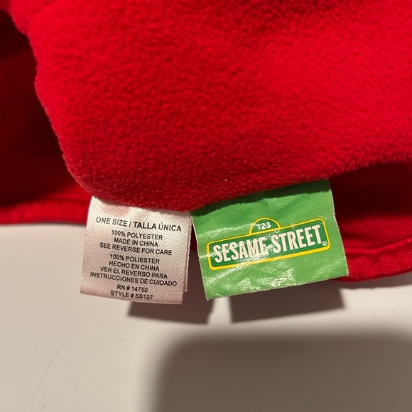 Sesame Street Elmo Ski Mask - Picture 5 of 6